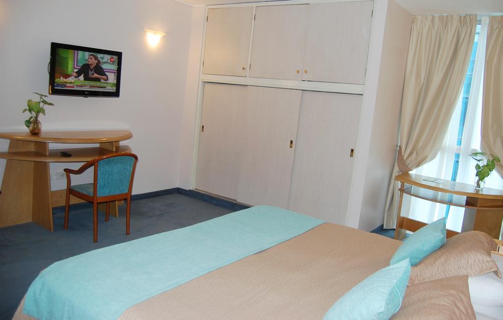 Interplaza Hotel Córdoba Zewnętrze zdjęcie